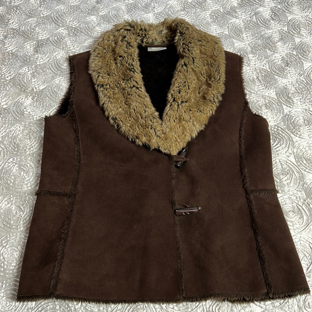 Wallis Vest size medium